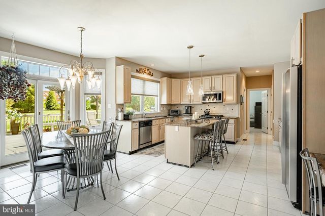 1716 SAINT GEORGES RD, Dresher, PA 19025