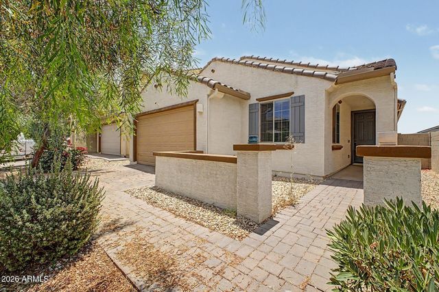 8747 W SOLANO Drive, Glendale, AZ 85305