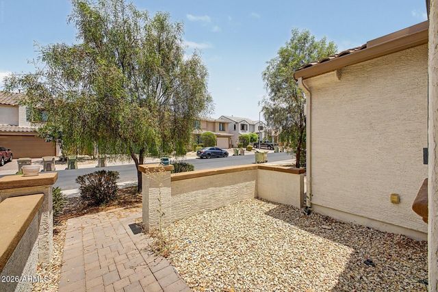8747 W SOLANO Drive, Glendale, AZ 85305