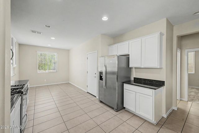 8747 W SOLANO Drive, Glendale, AZ 85305