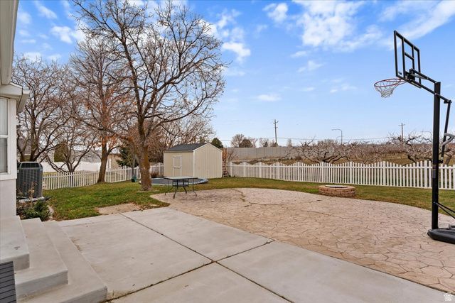 1351 E BAER RD, Fruit Heights, UT 84037