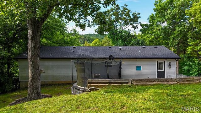 205 Phidias Place, De Soto, MO 63020