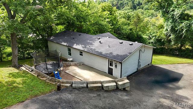 205 Phidias Place, De Soto, MO 63020