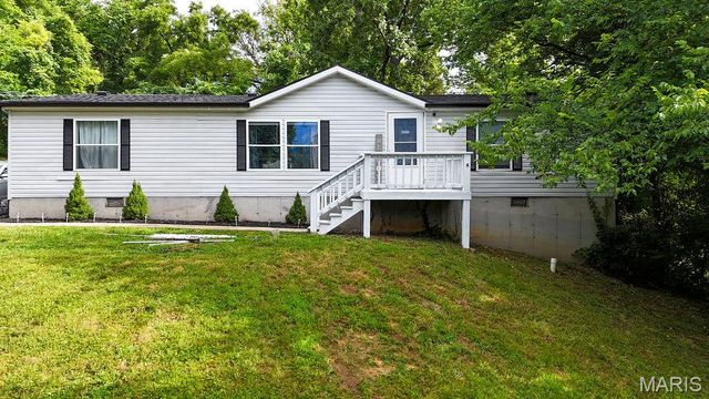 205 Phidias Place, De Soto, MO 63020