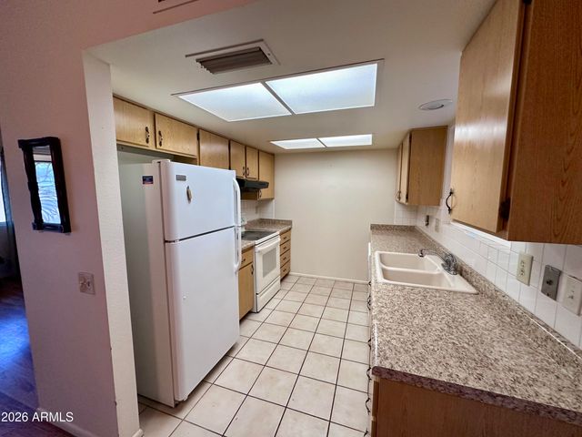 12915 W SEVILLE Drive, Sun City West, AZ 85375