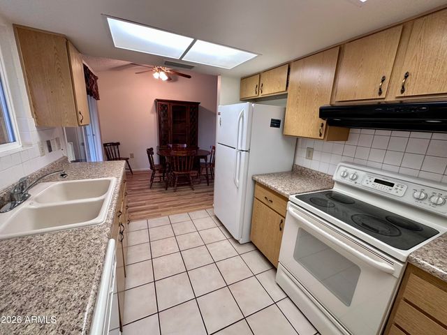 12915 W SEVILLE Drive, Sun City West, AZ 85375
