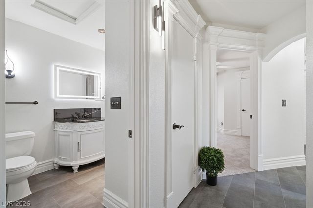 698 South Racetrack Road 724, Henderson, NV 89015