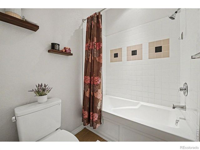 5220 Boardwalk Drive, Fort Collins, CO 80525