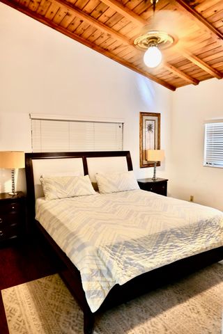 1104 WASHINGTON Street, Hollywood, FL 33019