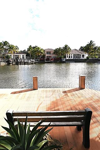 1104 WASHINGTON Street, Hollywood, FL 33019