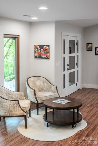 144 Sondley Parkway, Asheville, NC 28805