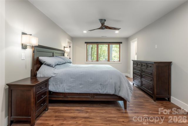 144 Sondley Parkway, Asheville, NC 28805