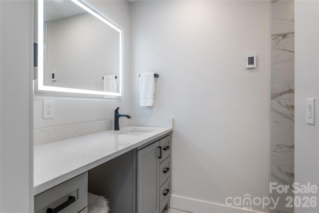 144 Sondley Parkway, Asheville, NC 28805