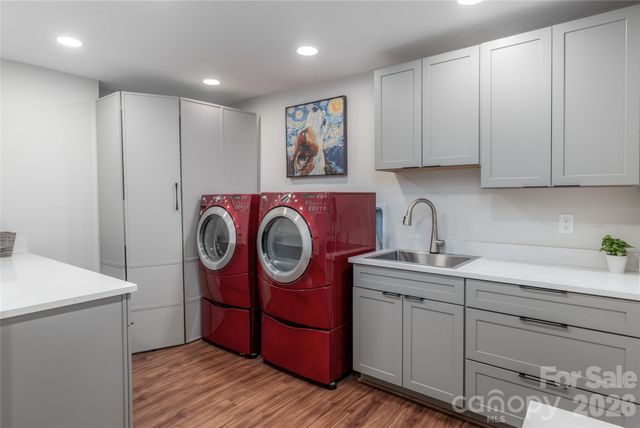 144 Sondley Parkway, Asheville, NC 28805