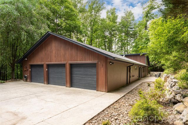 144 Sondley Parkway, Asheville, NC 28805