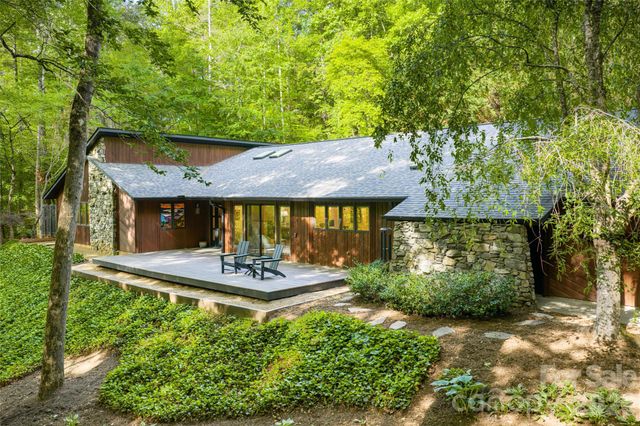 144 Sondley Parkway, Asheville, NC 28805