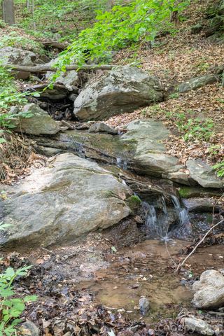144 Sondley Parkway, Asheville, NC 28805