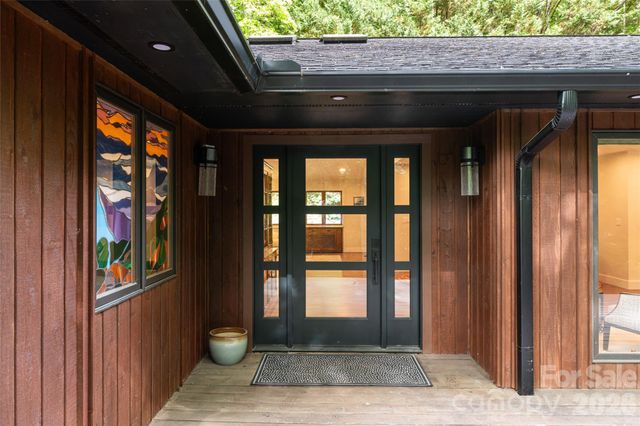 144 Sondley Parkway, Asheville, NC 28805