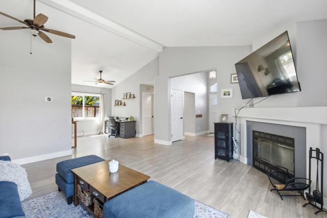 1120 Cottontail, Vista, CA 92081