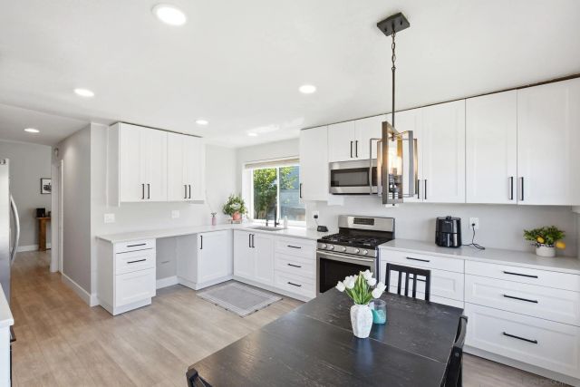 1120 Cottontail, Vista, CA 92081