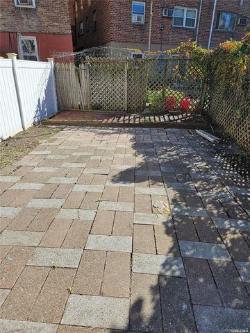 1918 Hunt Avenue, Bronx, NY 10462