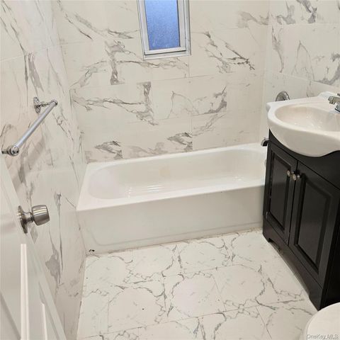 1918 Hunt Avenue, Bronx, NY 10462