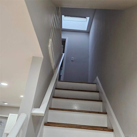 1918 Hunt Avenue, Bronx, NY 10462