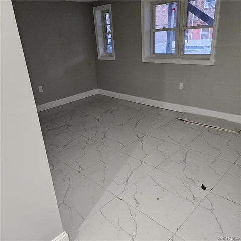 1918 Hunt Avenue, Bronx, NY 10462