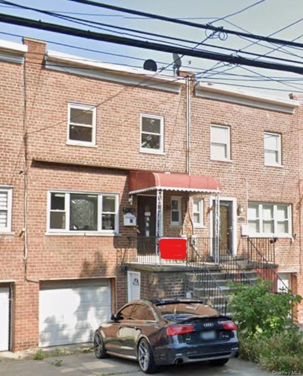 1918 Hunt Avenue, Bronx, NY 10462