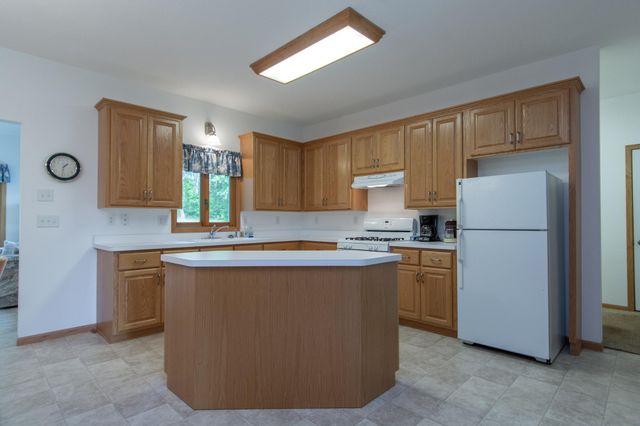 3211 Ivory Street, Isle, MN 56342