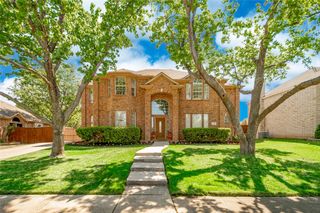 2705 Meadow Glen Drive, Flower Mound, TX 75022