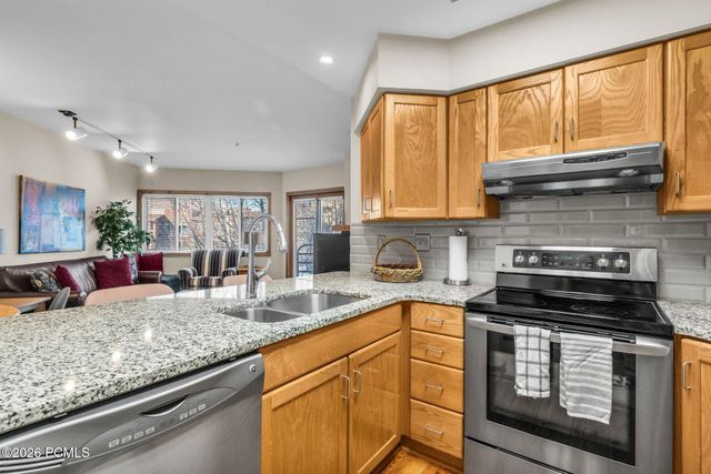 2700 E Deer Valley Drive B205, Park City, UT 84060