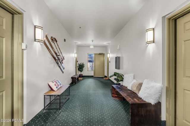 2700 E Deer Valley Drive B205, Park City, UT 84060