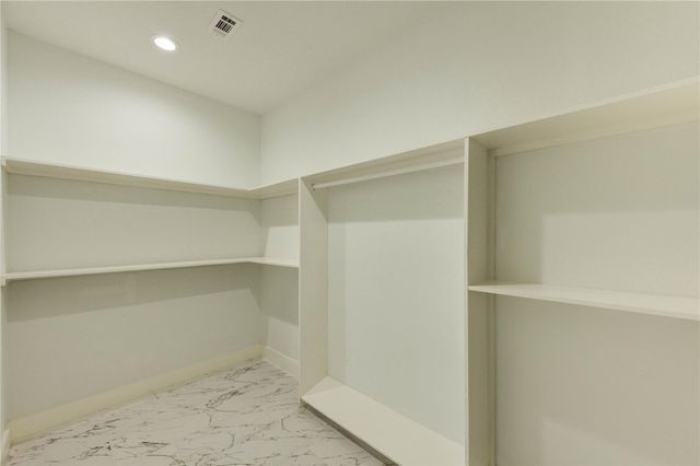 6193 Road 5503, Cleveland, TX 77327