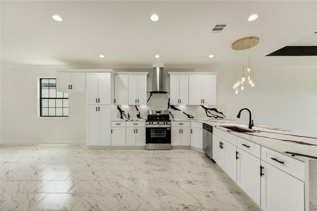 6193 Road 5503, Cleveland, TX 77327