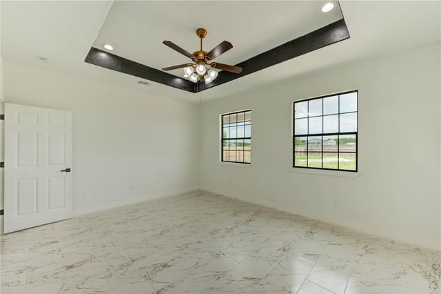 6193 Road 5503, Cleveland, TX 77327