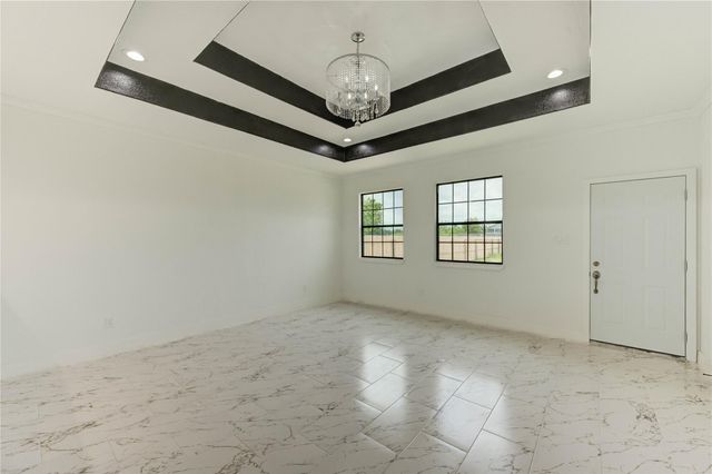 6193 Road 5503, Cleveland, TX 77327