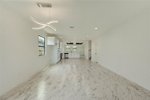 6193 Road 5503, Cleveland, TX 77327