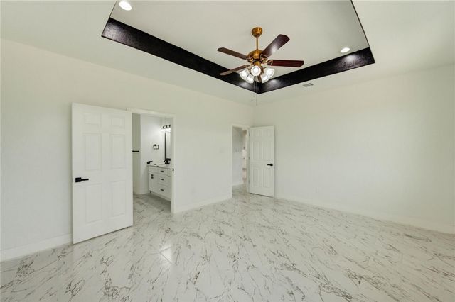 6193 Road 5503, Cleveland, TX 77327