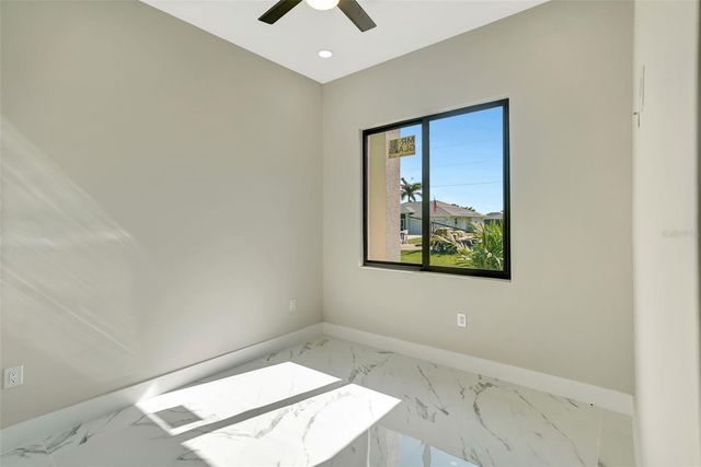 212 FAIRWAY ROAD, Rotonda West, FL 33947