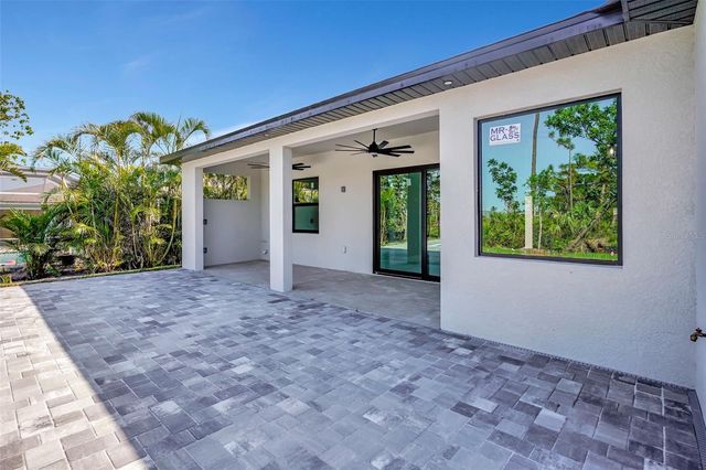 212 FAIRWAY ROAD, Rotonda West, FL 33947