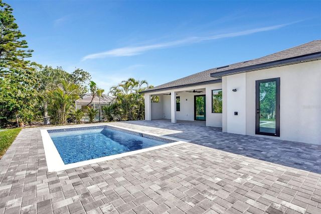 212 FAIRWAY ROAD, Rotonda West, FL 33947