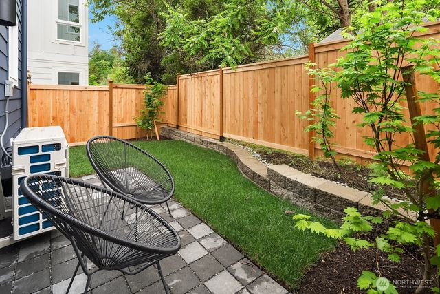 108 29th Avenue E, Seattle, WA 98112