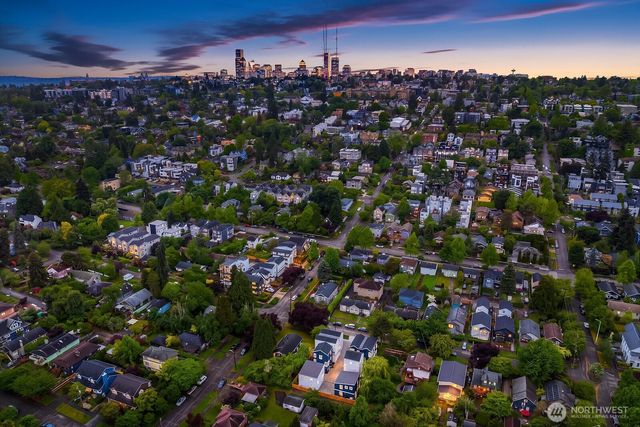108 29th Avenue E, Seattle, WA 98112