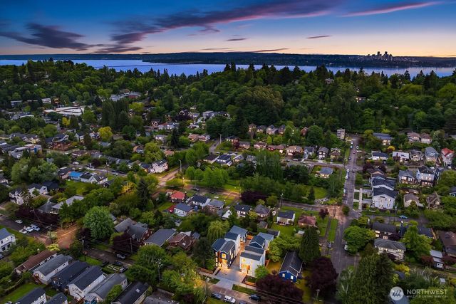 108 29th Avenue E, Seattle, WA 98112