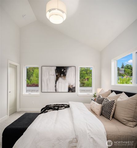 108 29th Avenue E, Seattle, WA 98112
