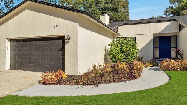 607 HATTAWAY DRIVE, Altamonte Springs, FL 32701