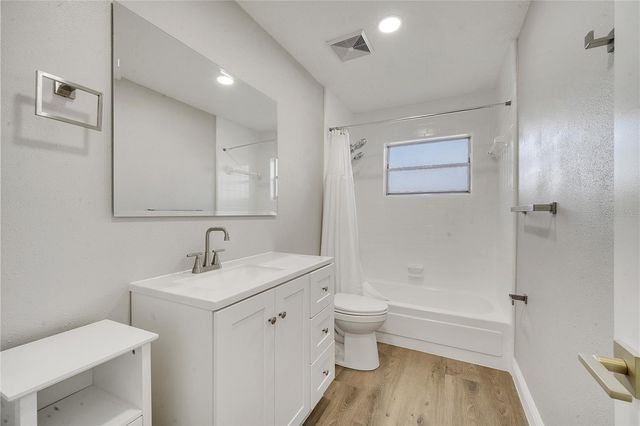 607 HATTAWAY DRIVE, Altamonte Springs, FL 32701