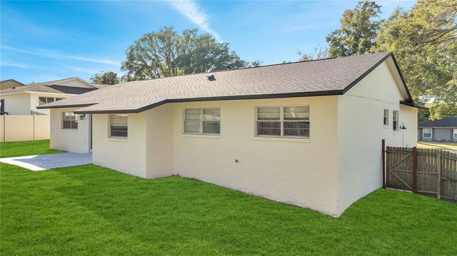 607 HATTAWAY DRIVE, Altamonte Springs, FL 32701