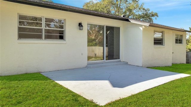 607 HATTAWAY DRIVE, Altamonte Springs, FL 32701